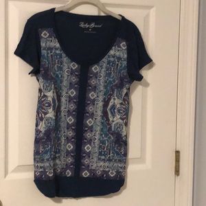 Lucky Brand tribal graphic tee EUC